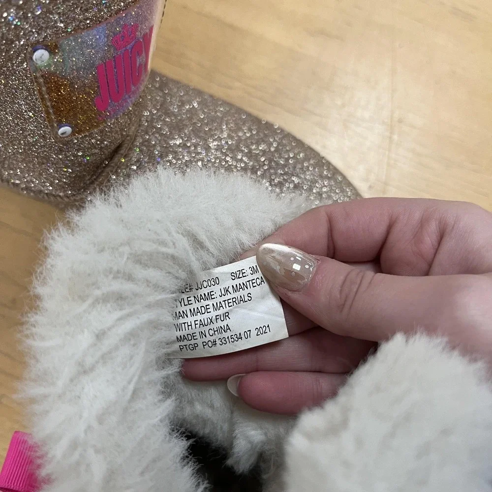 Juicy Couture Snow Boots Girls Size 3 Gold‎ Glitter Faux Fur Lined Pink Bows